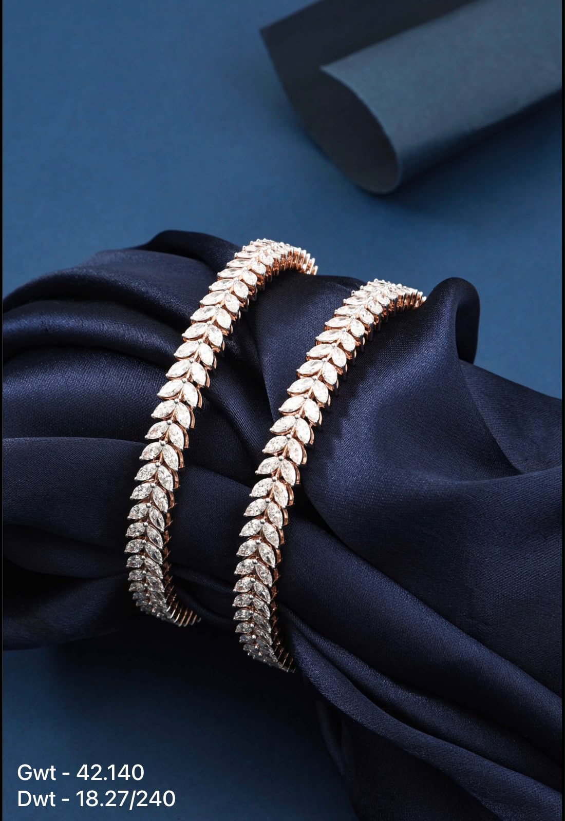 Diamond Leaf Bracelet Pair — Gross weight: 42.140 g · Diamond weight: 18.27 ct (240 pcs)
